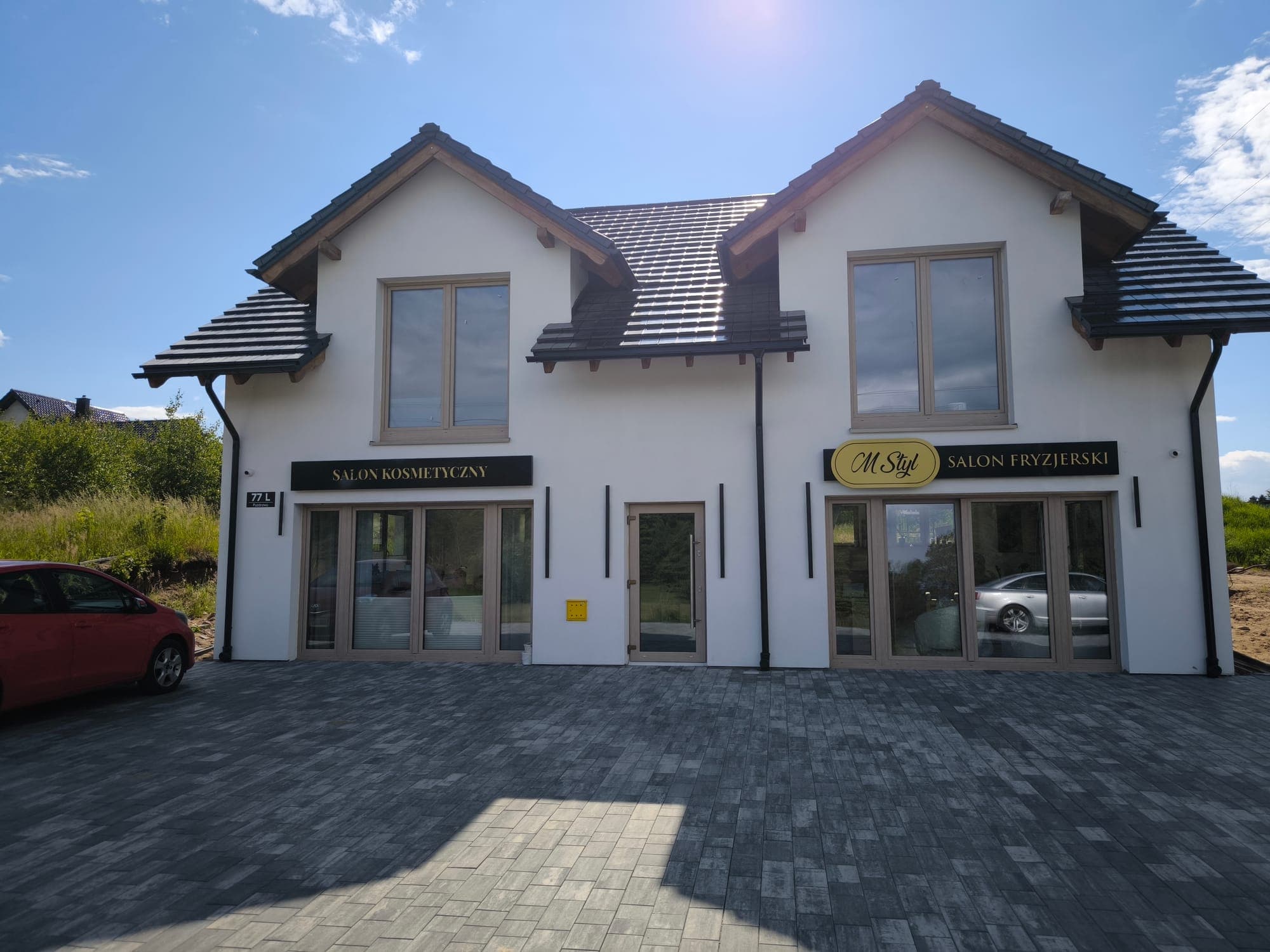 Salon Fryzjerski M Styl w Puzdrowie – widok zewnętrzny